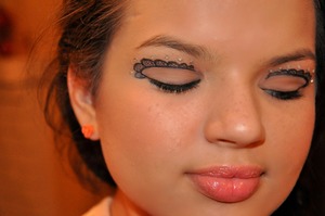 this was done by a tutorial by Klaire De Lys!