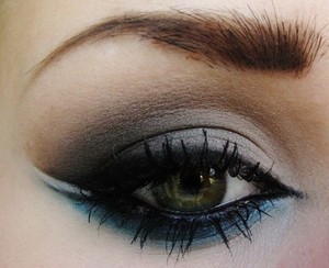 Arabic inspired makeup!

Like me on Facebook! http://www.facebook.com/pages/Makeup-Is-Art/455624517797347
