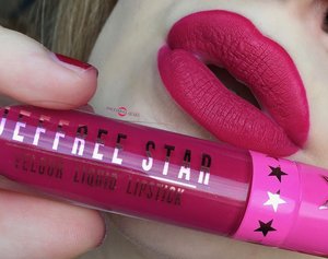 Oooh, what pleasant new liquid lipstick I have received.
http://theyeballqueen.blogspot.com/2016/12/jeffree-star-cosmetics-velour-liquid.html