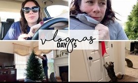 GETTING THE FAMILY TREE - VLOGMAS DAY 5