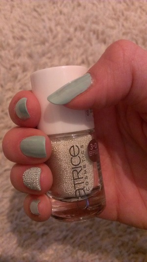 catrice - c01 cotton candy 
essence - iced mint frapp?