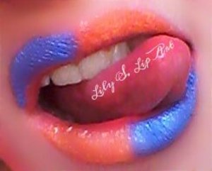 blue and orange criss-cross lip art 