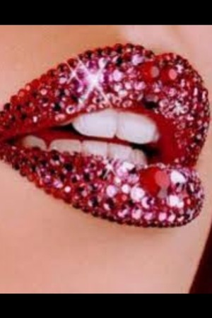 Check out these hot valentines lips!