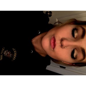 Contoured, eyes on fleet, ready to go