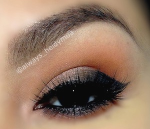 Soft smokey eye with wing liner I used the Anastasia Beverly Hills lavish palette details on my Instagram page 
