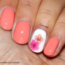 Spring/Summer Nail Design with Dry Flowers