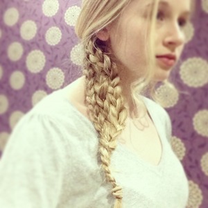Blonde triple plait inspired by Blake Lively.