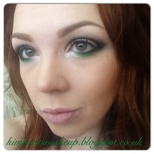 My eyes feel naked!! Tutorial is on the blog. Link is in the picture :)