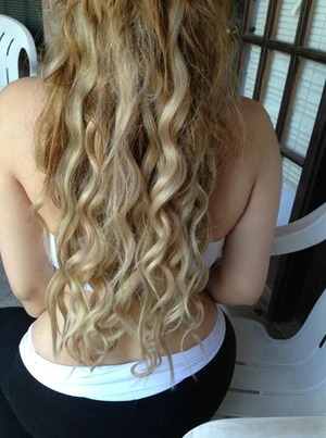 beautiful curls .