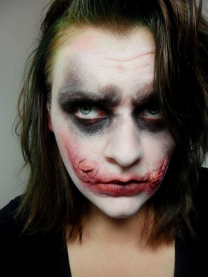 The Joker is the 5th makeup tutorial for my 2012 Halloween series.
For Heath ♥
Watch it here:>  http://youtu.be/VHomt_gU-ck
