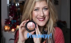 Collab GIVEAWAY! Fashion & Makeup :)