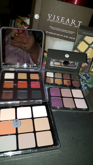 The 4 palettes I did have now are truly dream PALETTES. 2018 will be coming in with a full bang and will stay lit until I get all my Viseart PALETTES 😍... I've never really been one tip treat myself but how could anyone NOT after the know about feel and wear of VISEART truly no joke this is by far the most amazing shadows EVER... If you would like more info on you tube @Stephanie Nicole and @emilynoel83 has really good videos of these.  Stephaine is sitting with the owners it's a great video.. ofcourse Emilynoel83 is a great one as well.  Thanks VISEART #STEPHAINENICOLE AND #EMILYNOEL083 FOR MAKING ME FEEL A BIT HAPPY AND BEAUTIFUL AGAIN.. 😁😊😗