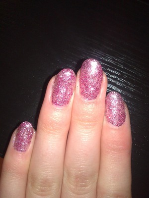 beautiful pink nails<3