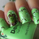 Green manicure with fall one stroke flower