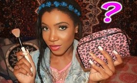 ♡ What's in my Makeup Pouch? ♡