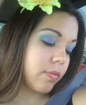 Colorful look using Urban Decay Deluxe Shadow Box