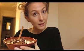 What I Eat In A Day Vlog #3 - LAZY SUNDAY + Mini Vegan Food Haul