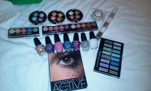 First time going to London, found  a shop with L.A colors products. Also - Glamour day look smoky eye kit by Active cosmetics, used for smokey eye look <3