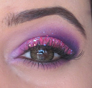 A look inspired by the Pink and Purple glittery amazingness that is Barbie :)