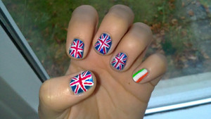 1D inspired nails ((: