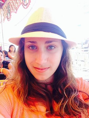 Yael V.