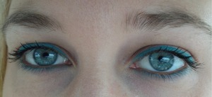 Turquoise eyeliner 