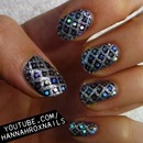 Glitter Fishnet Nails