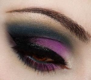 The latest look from Bows and Curtseys features our SASHA lash. Beautiful!