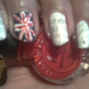 English and papers nails
