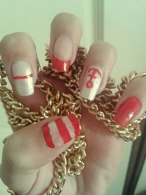 red sailor nails