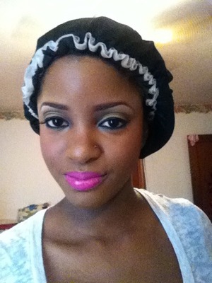 Did my makeup excuse the bonnet..