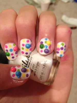 I used white and a dotting tool! I love this look and colors:)