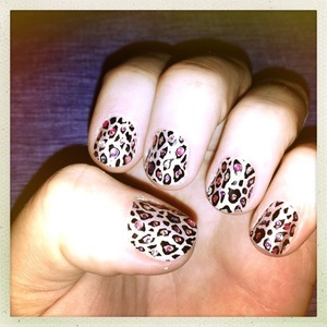1st go with Kiss brand "Nail Dress" nail strips! Who knows how long they will last, but kinda cool!