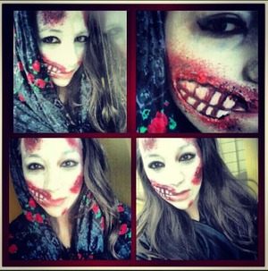 A few days before Halloween I decided to have a little fun with makeup :) 