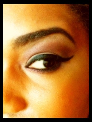 This is just a simple look and a medium grade of a heavy winged out look. I added some brown for texture and contrast.