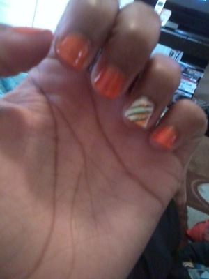 first time using orange and white on nails. Like? 