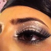 sparkly eyes with lashes