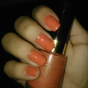 Did this nails a while ago, using Revlon nail polish. 