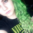 Looooove the new green hair ❤❤❤
