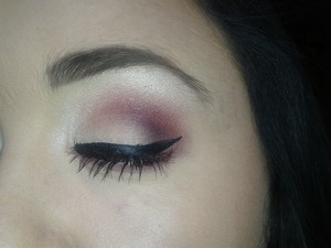 nice cranberry coloured eye! 