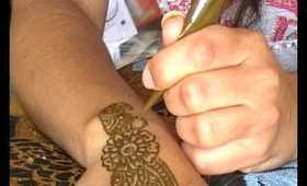 Quick Henna Design