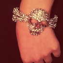 Diamonds skull bracelet