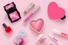 Treat Yourself or Someone Else to V-Day–Inspired Goodies