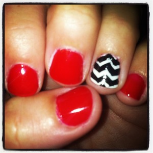 Chevron gameday nails 