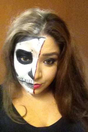 My sisters makeup for Halloween. :)