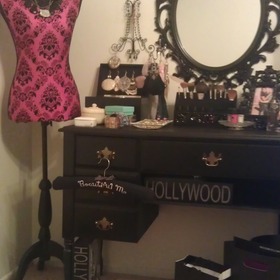 vanity and fashion space