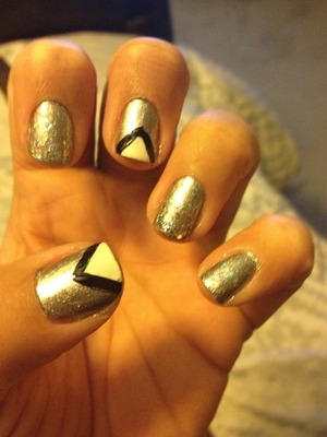 This nail art was so easy. I love the way it looks!! 