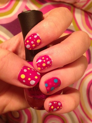 Easy-to-do Pink, Girly Polka Dot Nails!!