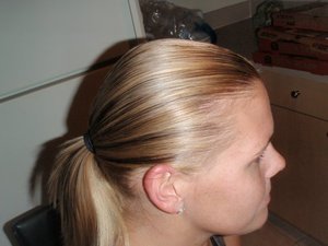 *BeautyByJualz* Christy Platinum blonde with lo-lites (after)