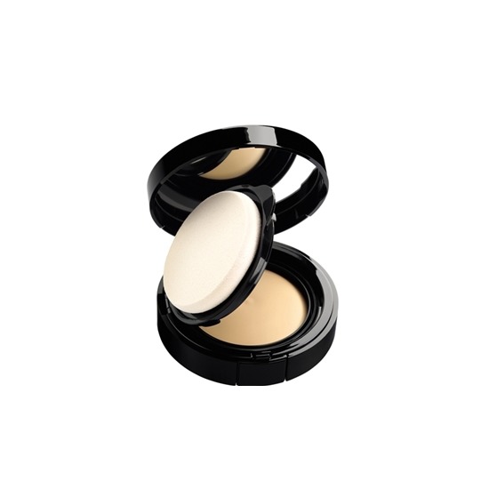 Chanel TEINT INNOCENCE Naturally Luminous Compact Makeup SPF 10